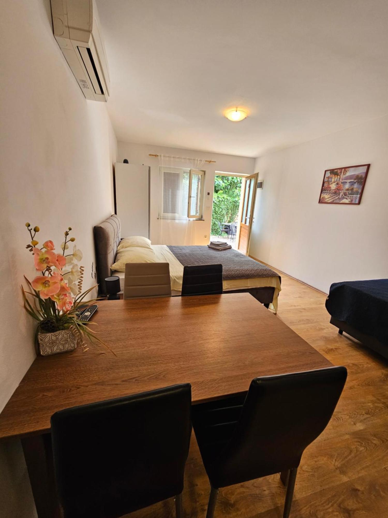 Apartmani Barbara Brseč المظهر الخارجي الصورة